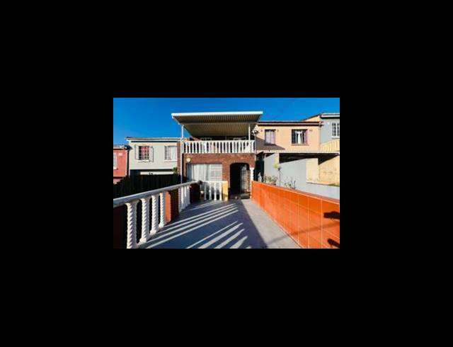 3 BEDROOM HOUSE FOR SALE IN NEWLANDS EAST